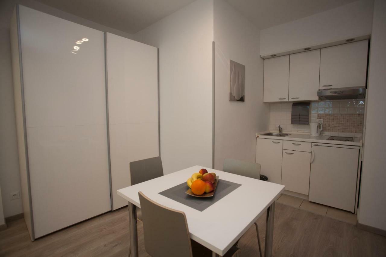 Apartments Lovret Flowers Split Exterior foto